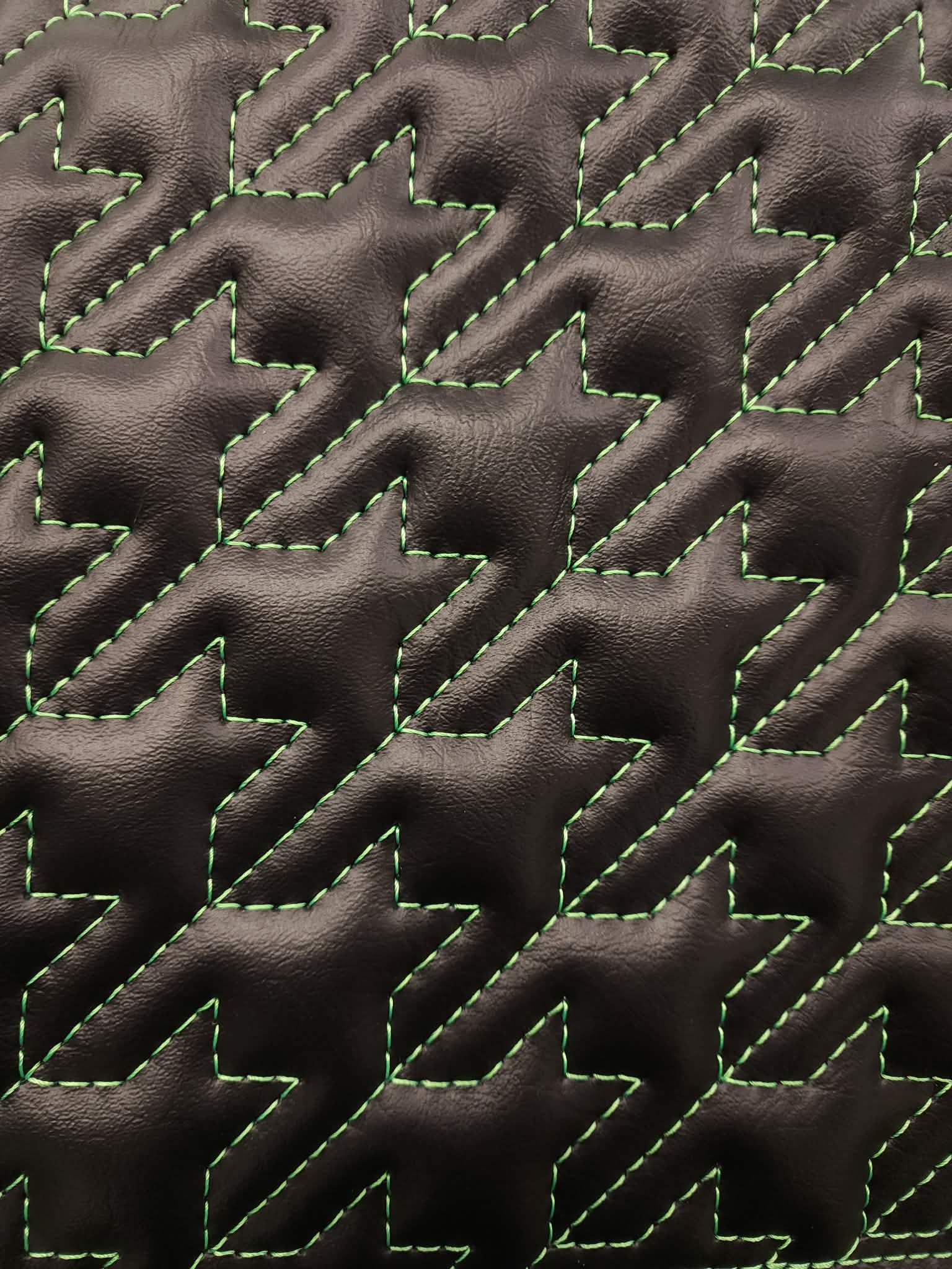 Houndstooth stitch pattern